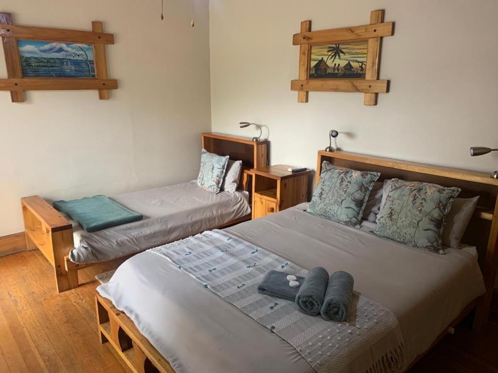 Nkwasi Lodge Parys Bagian luar foto