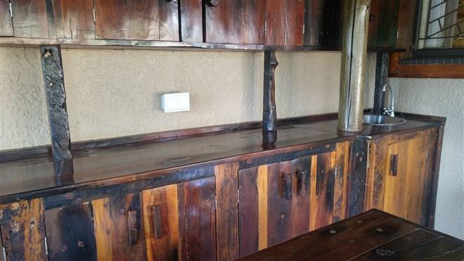 Nkwasi Lodge Parys Bagian luar foto